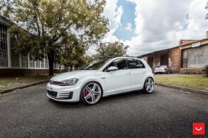 2018 Volkswagen Golf GTI on Vossen Wheels (VWS5)